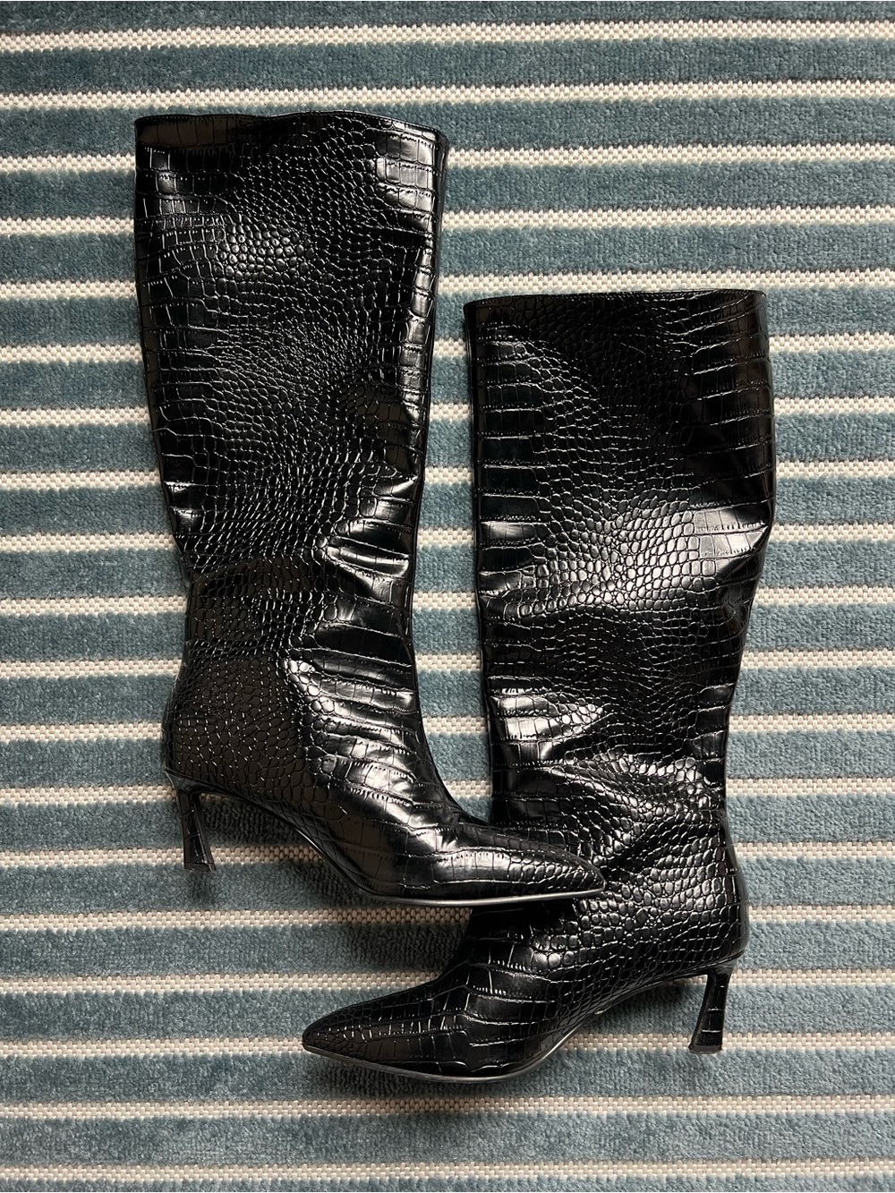 Steve Madden Lavan black croc kitten heel boots
